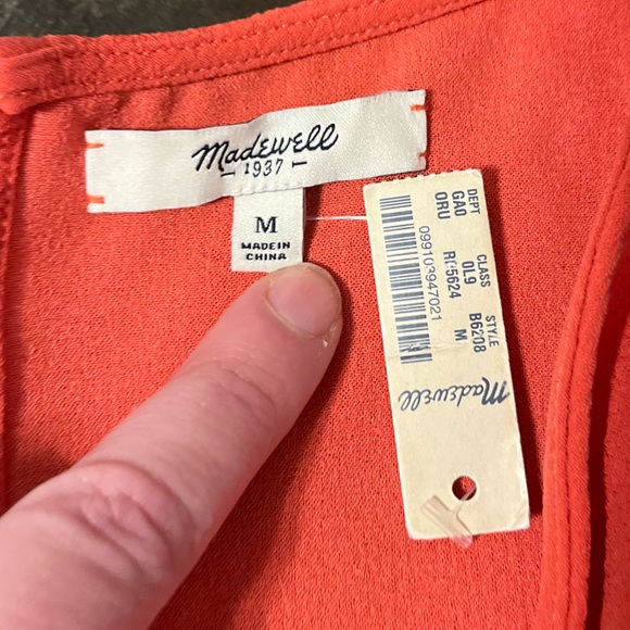 Madewell Women's Crepe Tailored Tee Blouse In Coral Orange Size M NWT - Picture 3 of 5